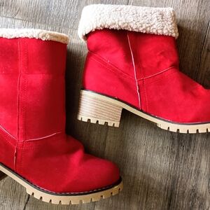 Brand New, Never Worn Red Suede/Off White Sherpa Boots.  Size 9, unbranded.